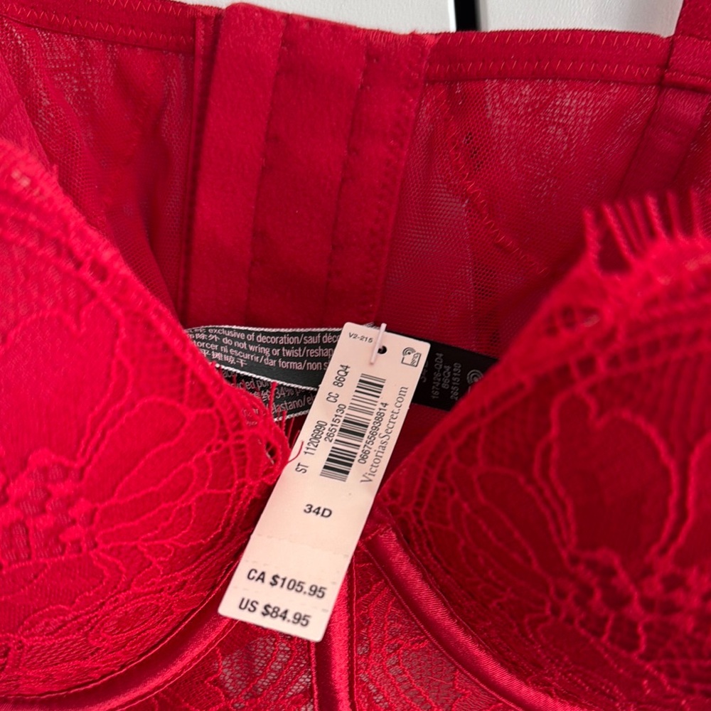 VS NWT Red Lace Women's Intimate - Picture 2 of 3